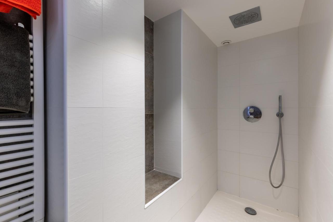 Appartement 50M2 Parfait Etat Avec Piscine Privee Bordeaux Esterno foto